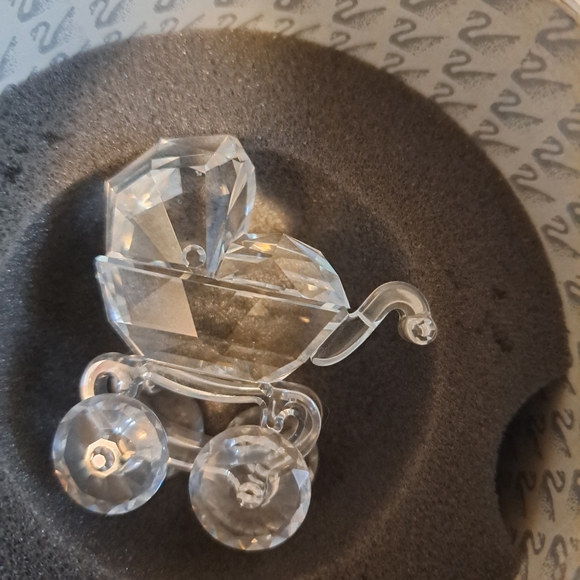 Swarovski vintage crystal Baby Carriage, Pram,  Buggy 199197 in box with COA - Picture 3 of 6
